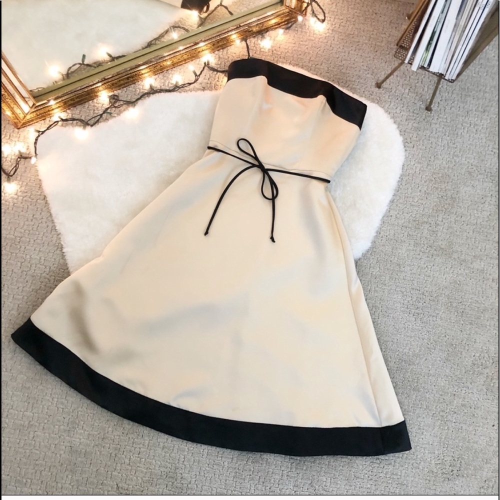 WHBM NWT White House Black Market Strapless Dress